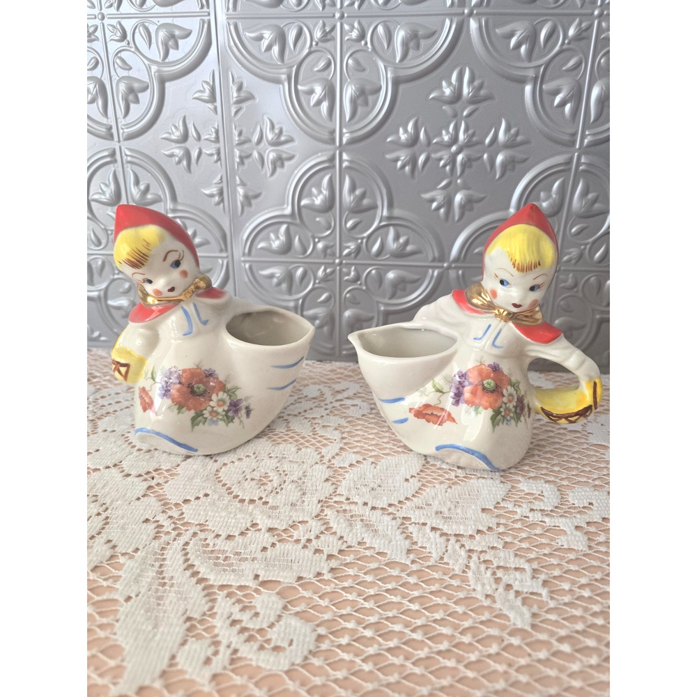 Vintage Hull Red Riding Hood Creamer & Sugar Set 1940's